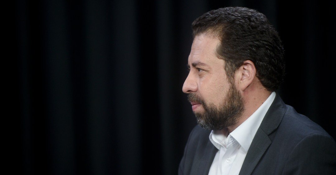 Justiça eleitoral multa Boulos por divulgação de pesquisa ‘Frankenstein’