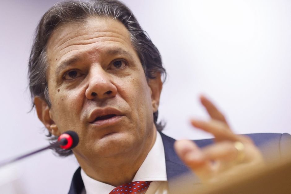 Governo vai retirar urgência de projeto da reoneração da folha, diz Haddad