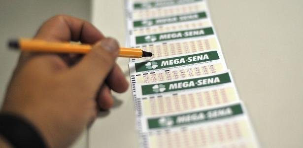 Mega-Sena acumula e prêmio sobe para R$ 33 milhões; veja dezenas sorteadas