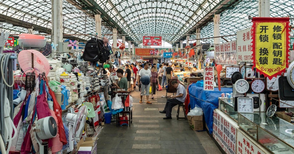 Guerra de preços na China reduz lucro de empresas e cria problema econômico para o país