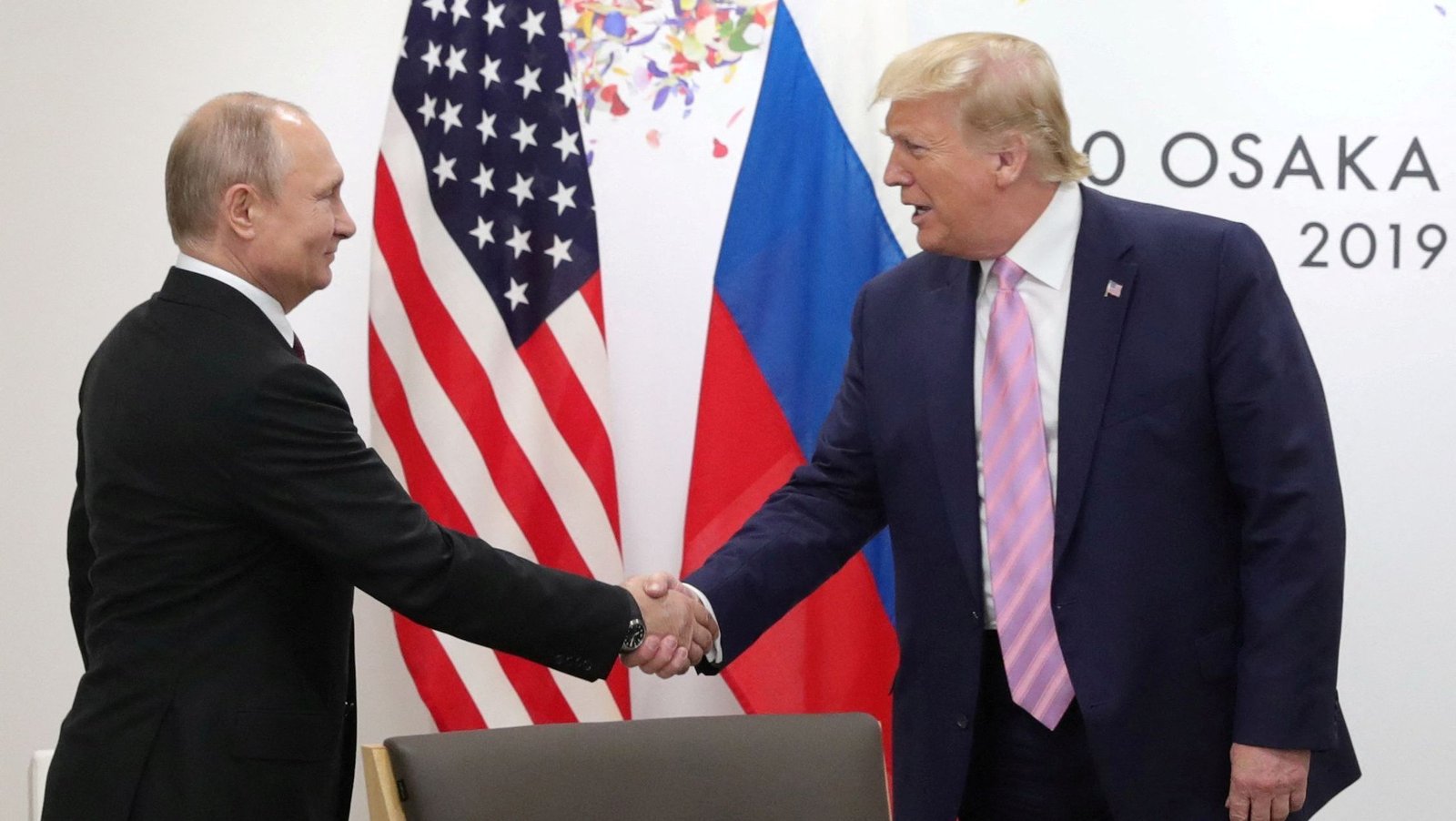 Trump planeja encontro com Putin e diz que quer “rápido“ fim da guerra